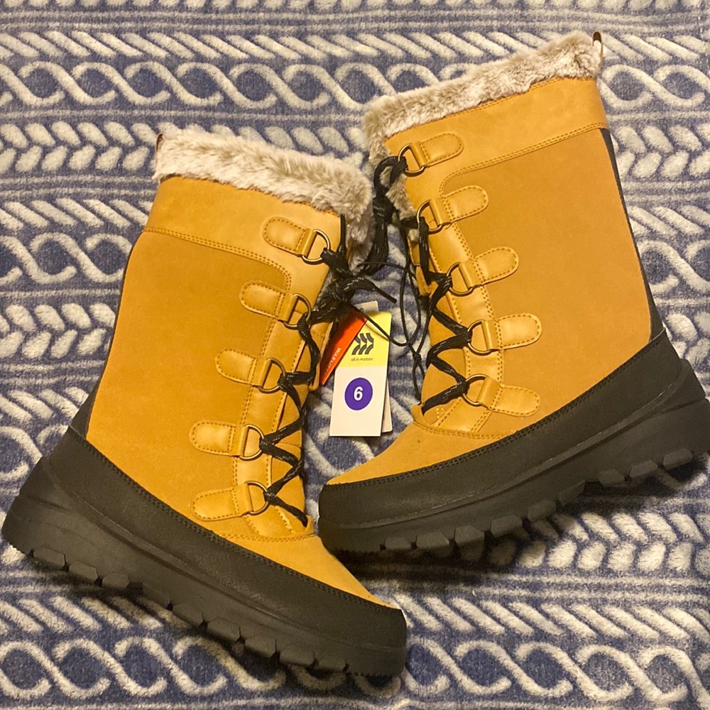 Winter boots